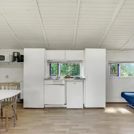 Awesome In With Kitchen Holiday home